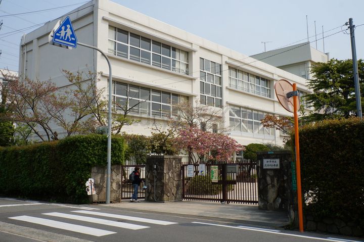 五月ハイツの周辺