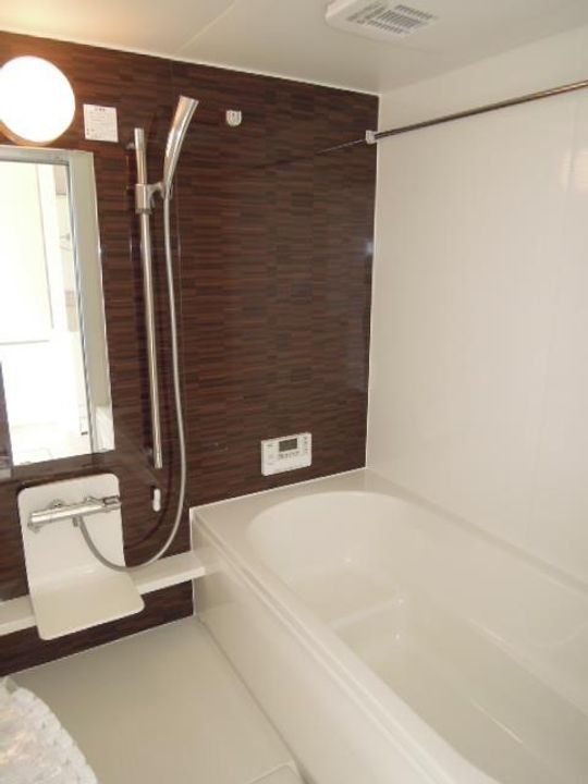 D-room本郷新IIの風呂