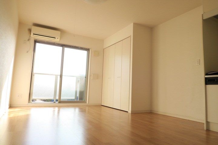 埼玉県草加市北谷1(マンション)の賃貸物件の居間