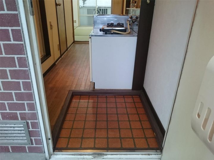 東京都文京区本駒込2(アパート)の賃貸物件の玄関