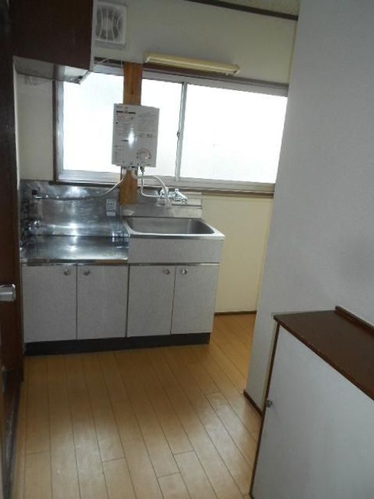 東京都中野区中央4(マンション)の賃貸物件のキッチン