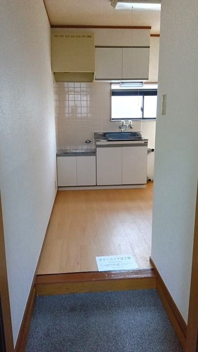 神奈川県横浜市金沢区六浦南2(アパート)の賃貸物件の玄関