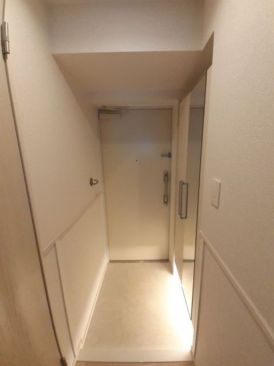 ヒラキ門前仲町の玄関