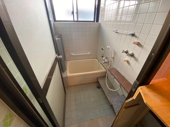 山口県岩国市室の木町2(一戸建)の賃貸物件の風呂