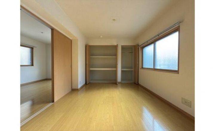 ユーミー暖家の居間