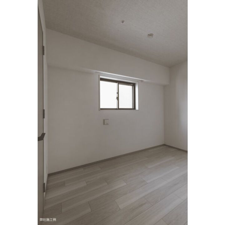 エスライズ難波IIIの居間