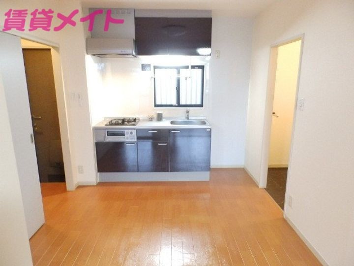 アミューズメント銀鈴 A棟の居間