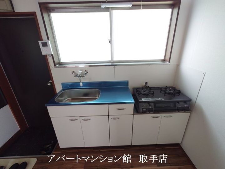 フォーシーズン藤代のキッチン