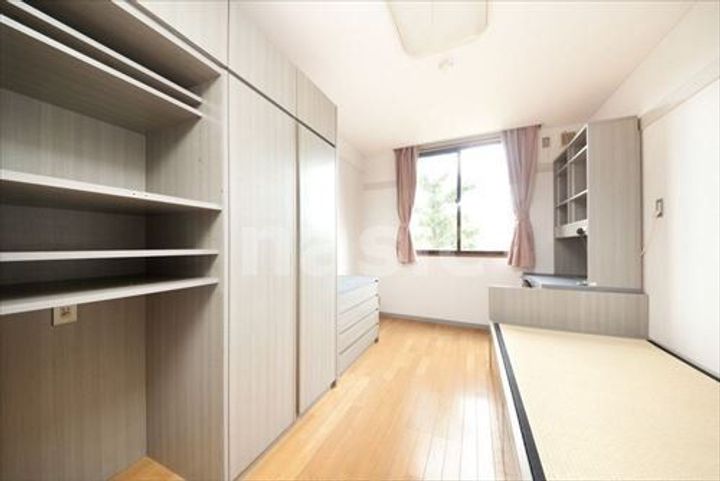 Nasic新田辺ハウスの居間