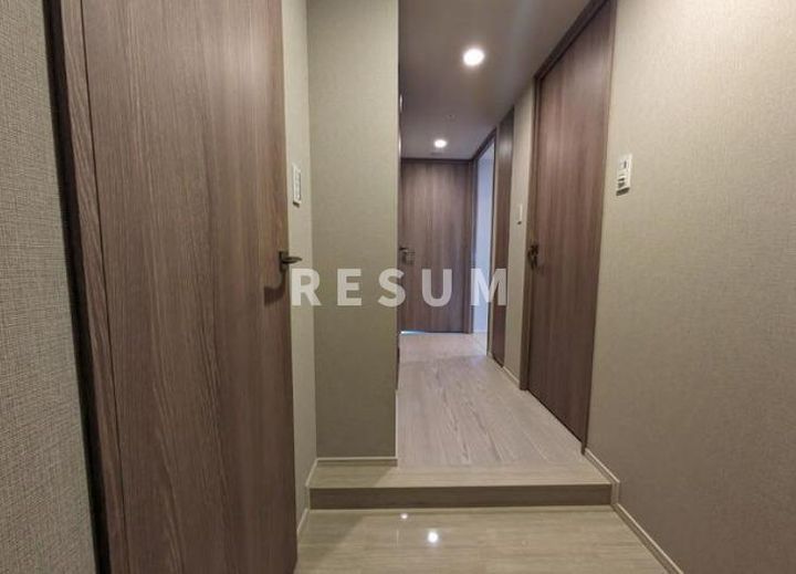 千葉県千葉市中央区中央2(マンション)の賃貸物件の玄関