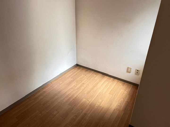 ライオンズマンション神戸の居間