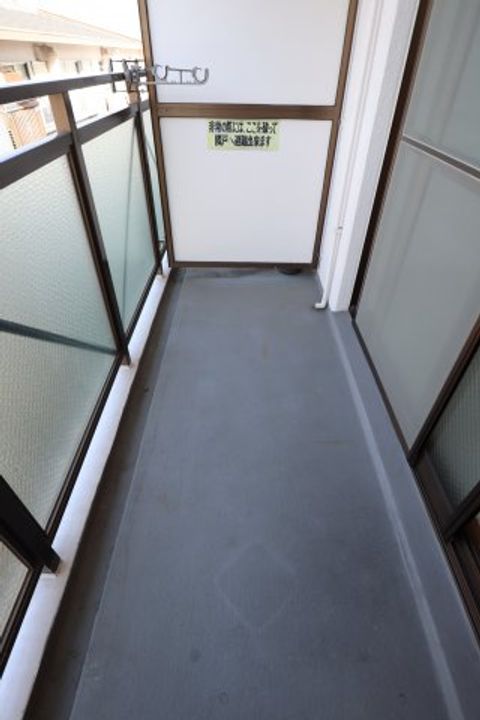 シャルマン芳春の内装