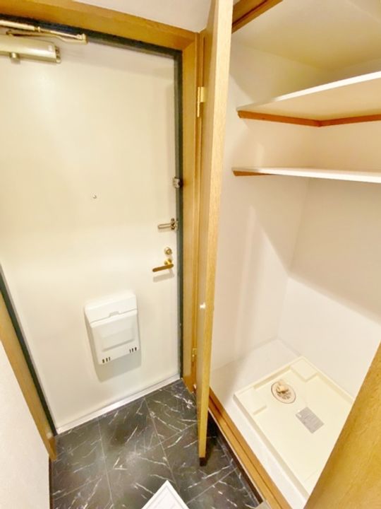 コート淡路の玄関