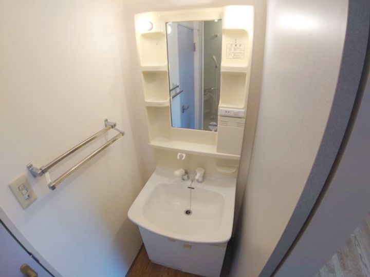 美園町アネックスの内装