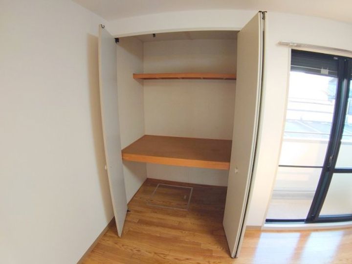 美園町アネックスの内装