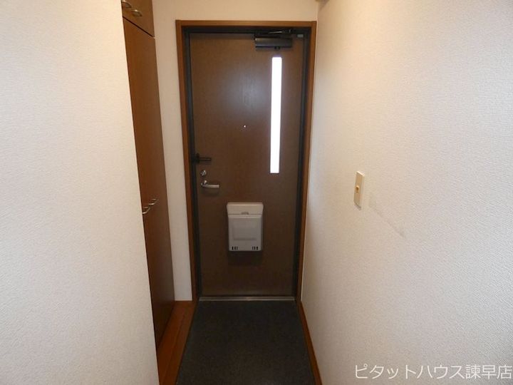 サンライズヒルいいもりの玄関