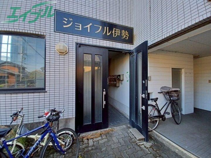 ジョイフル伊勢の地図