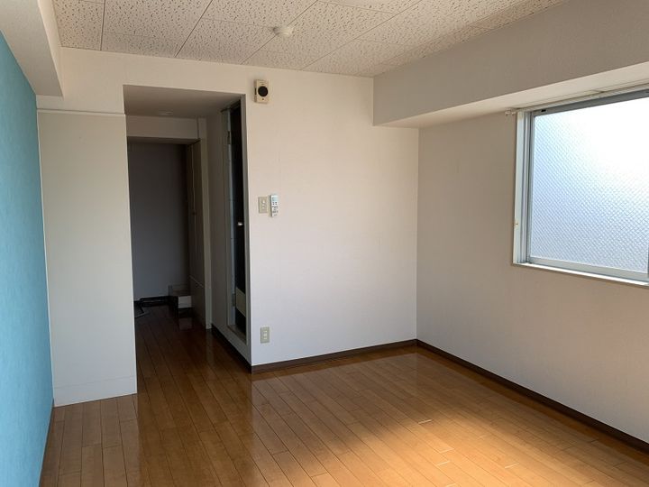 スルガアーバンビレッジの居間