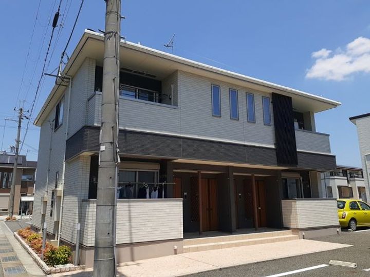 兵庫県加東市社(アパート)の賃貸物件の外観