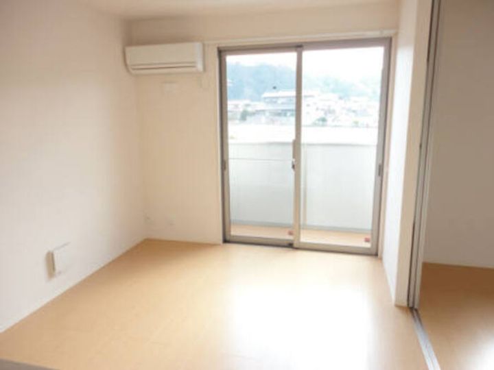 広島県福山市新市町大字戸手(アパート)の賃貸物件の居間