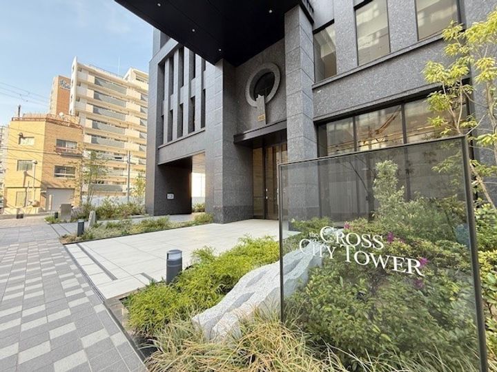 THE CROSS CITY TOWERの地図