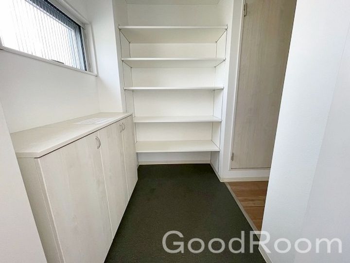 徳島県徳島市北常三島町1(マンション)の賃貸物件の玄関