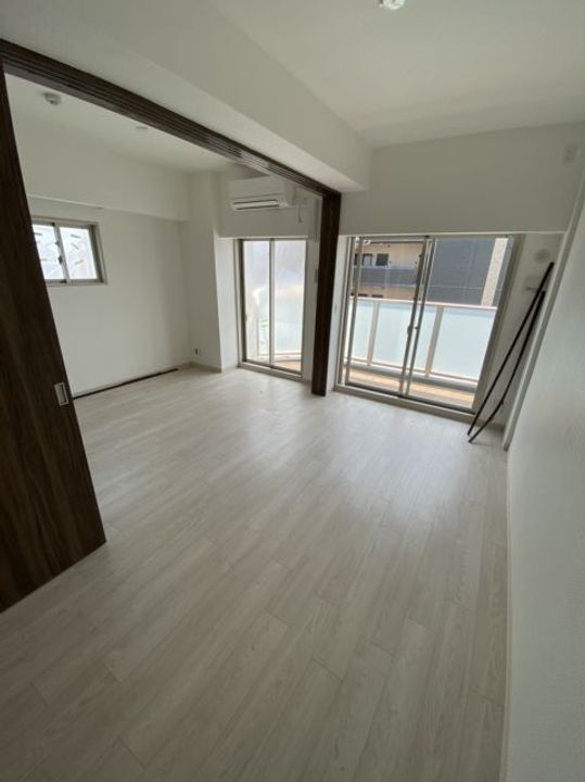 大阪府大阪市北区中津7(マンション)の賃貸物件の居間