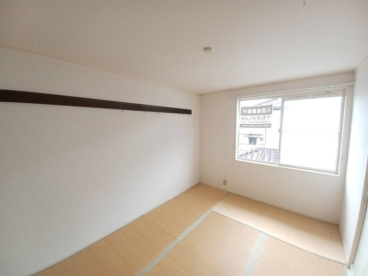 メゾンドジョブレの居間