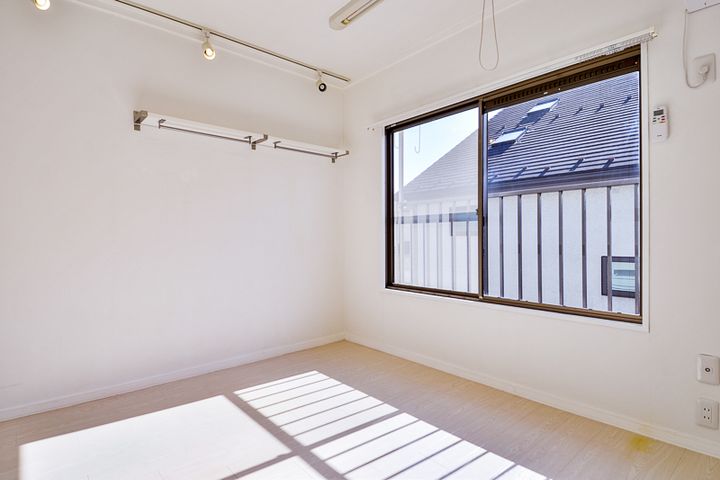 アネックス内田の居間