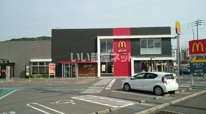 プレアール高松西町の周辺