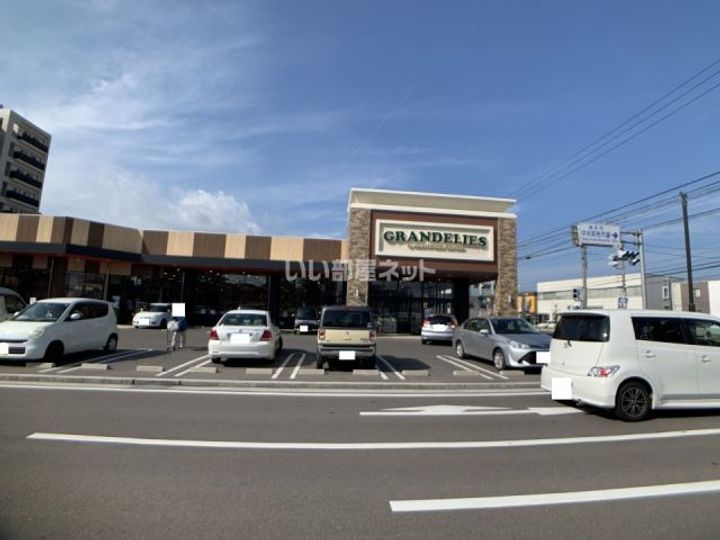 プレアール高松西町の周辺