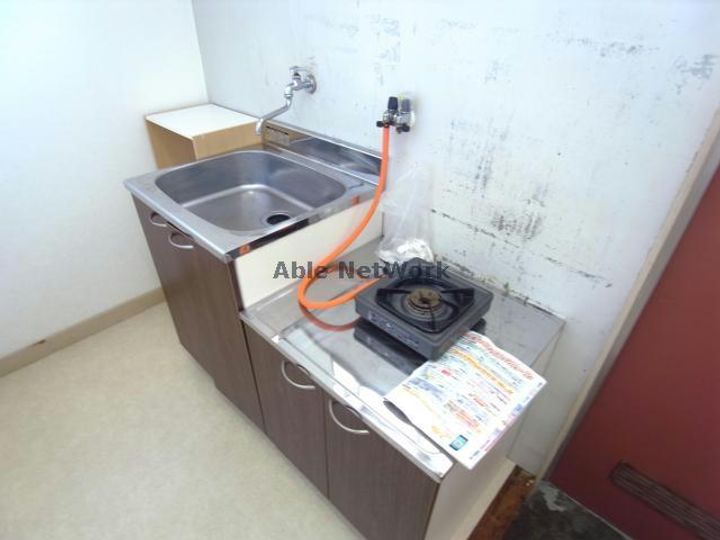 岐阜県岐阜市下鵜飼(アパート)の賃貸物件のキッチン