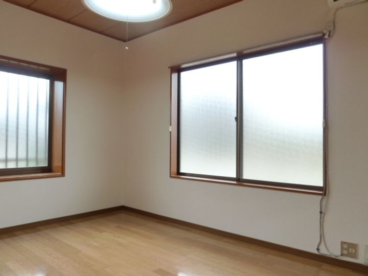 コーポヤマダの居間