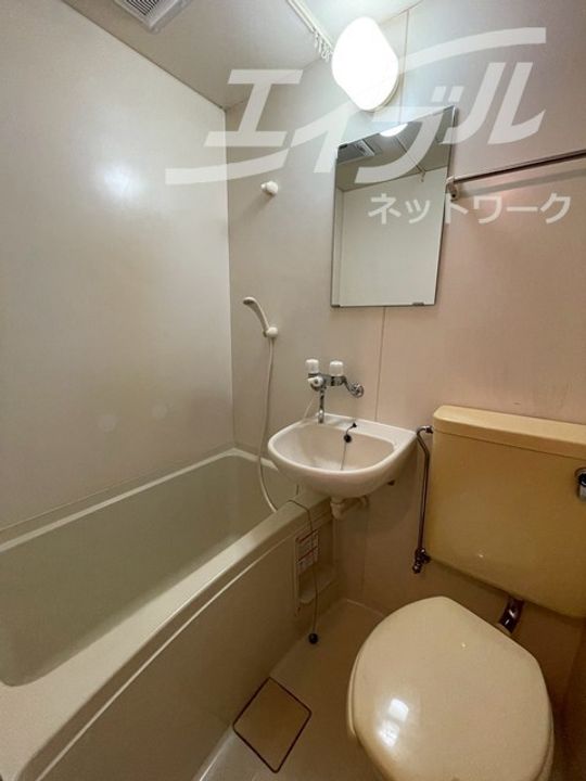 関大前エビスハイツの風呂