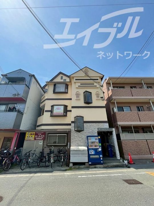 関大前エビスハイツの外観