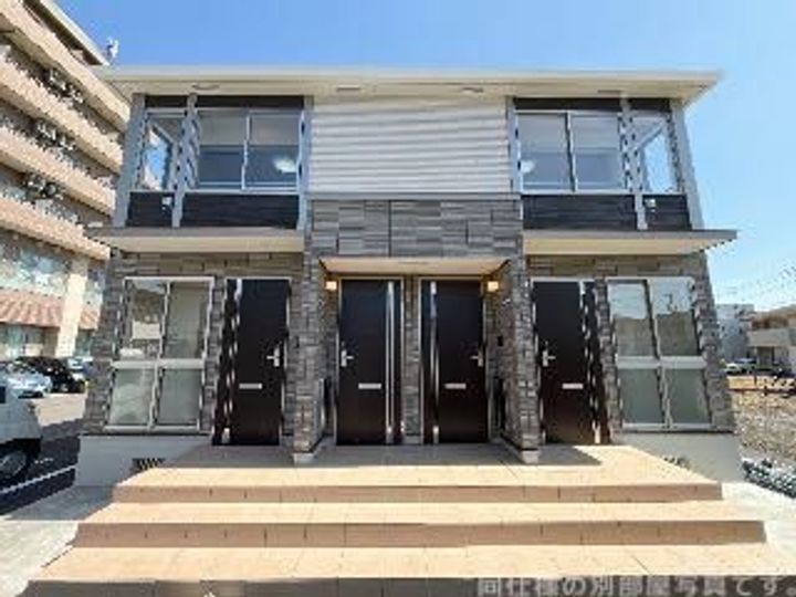 カルテット元今泉IIの外観