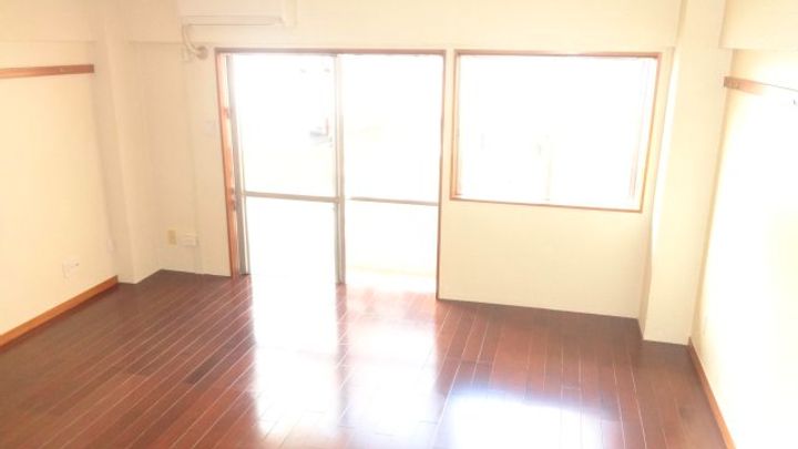 赤畑アパートの内装