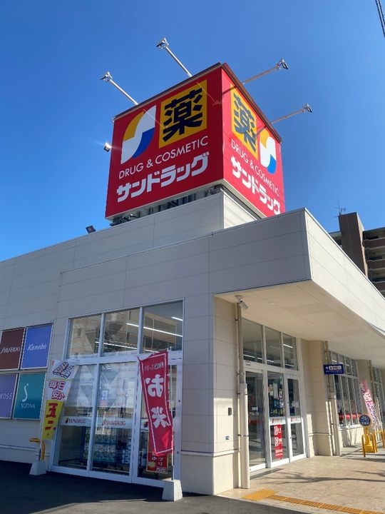カーサ・モンレーヴIIIの周辺