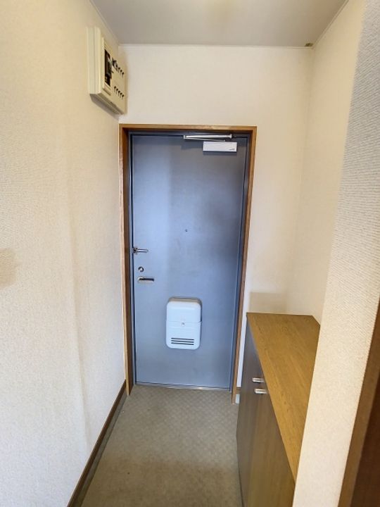 レジデンス・スギエの玄関