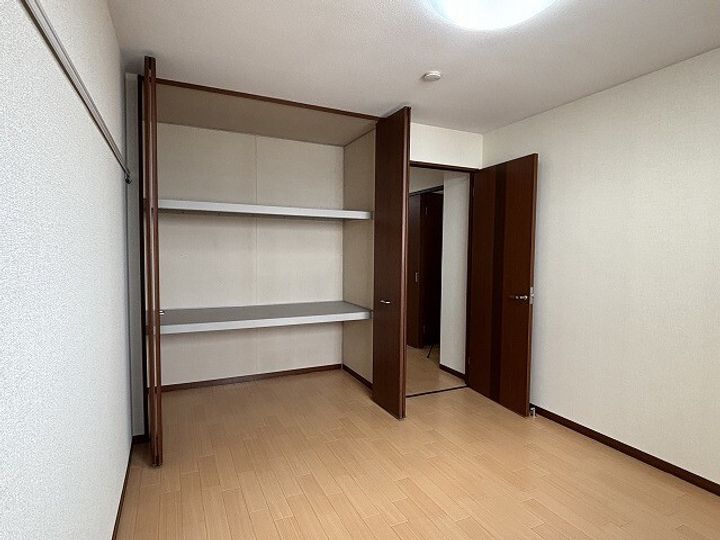 ヴィルヌーブ  Aの内装