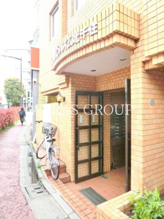 二興ハイム北千住の地図