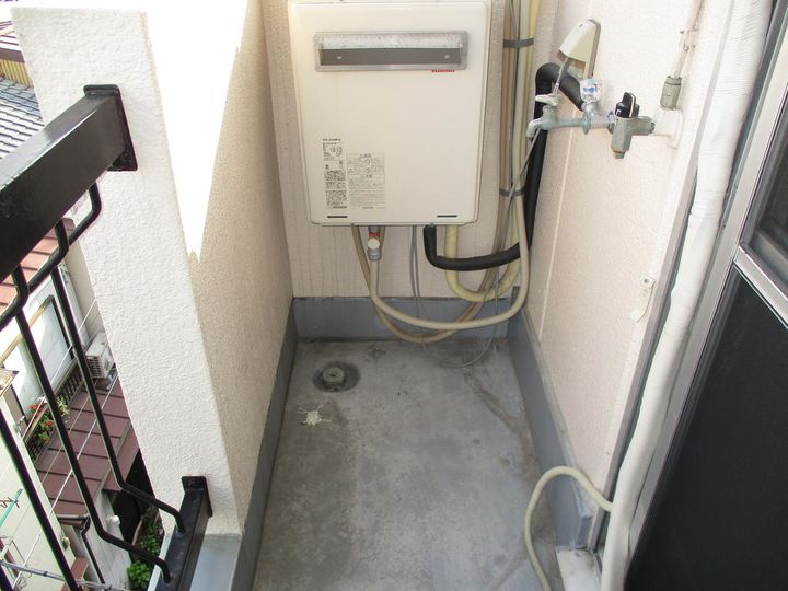 ラヤマコーポの内装