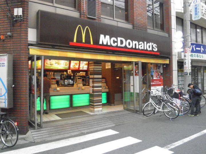 ラヤマコーポの周辺