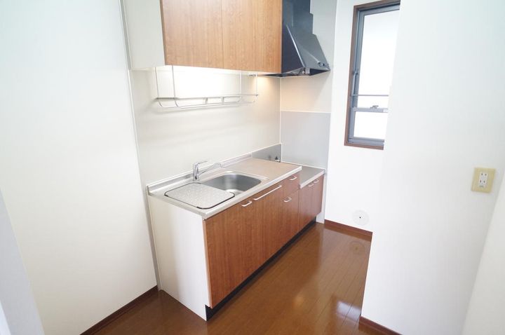 メイプルリーフタウン Aのキッチン