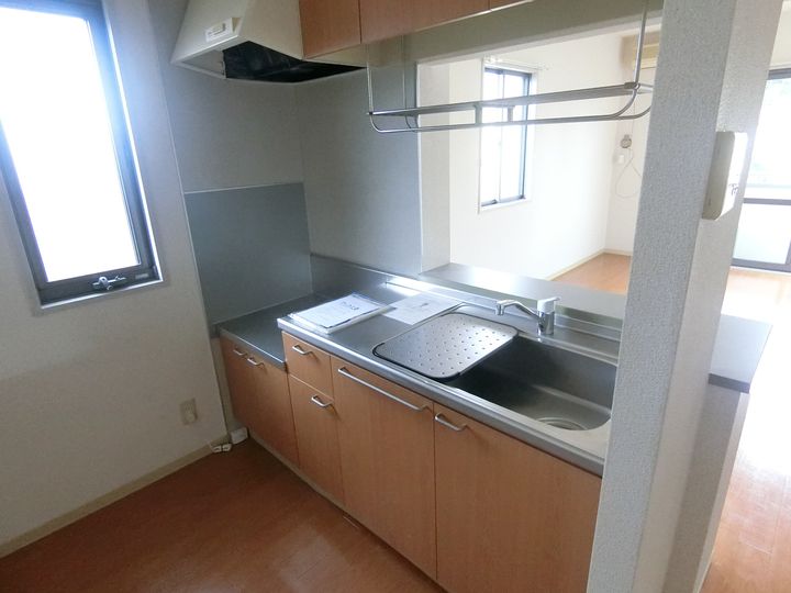 宮城県名取市小山3(アパート)の賃貸物件のキッチン