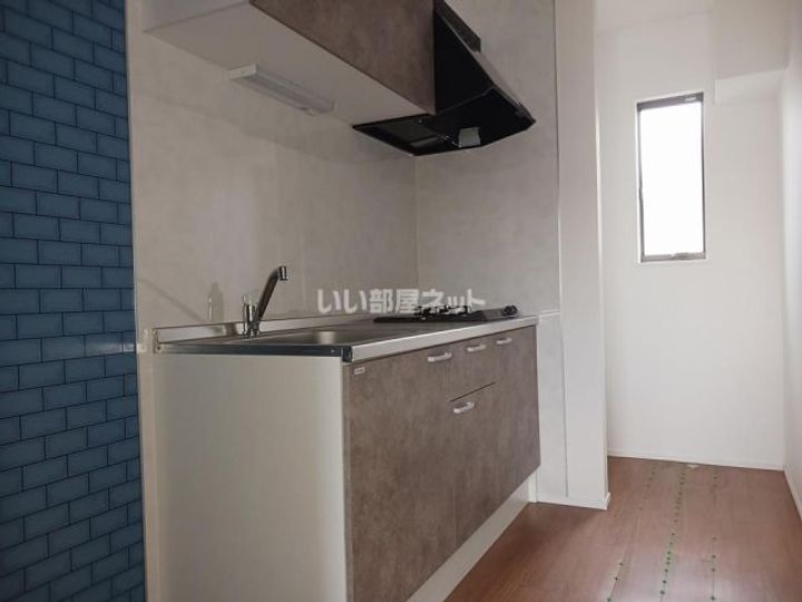 ワンリッチ上野町Bのキッチン