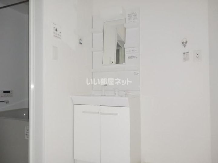 ワンリッチ上野町Bの内装