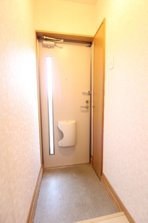 Sereo姶良 A棟の玄関