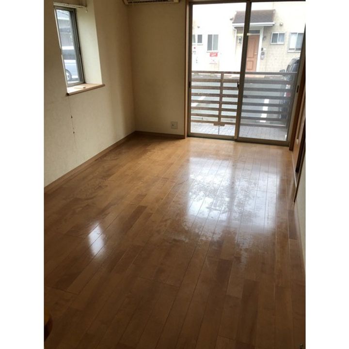 ティアラ参番館の居間