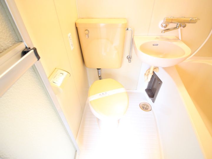 山崎ビルの内装